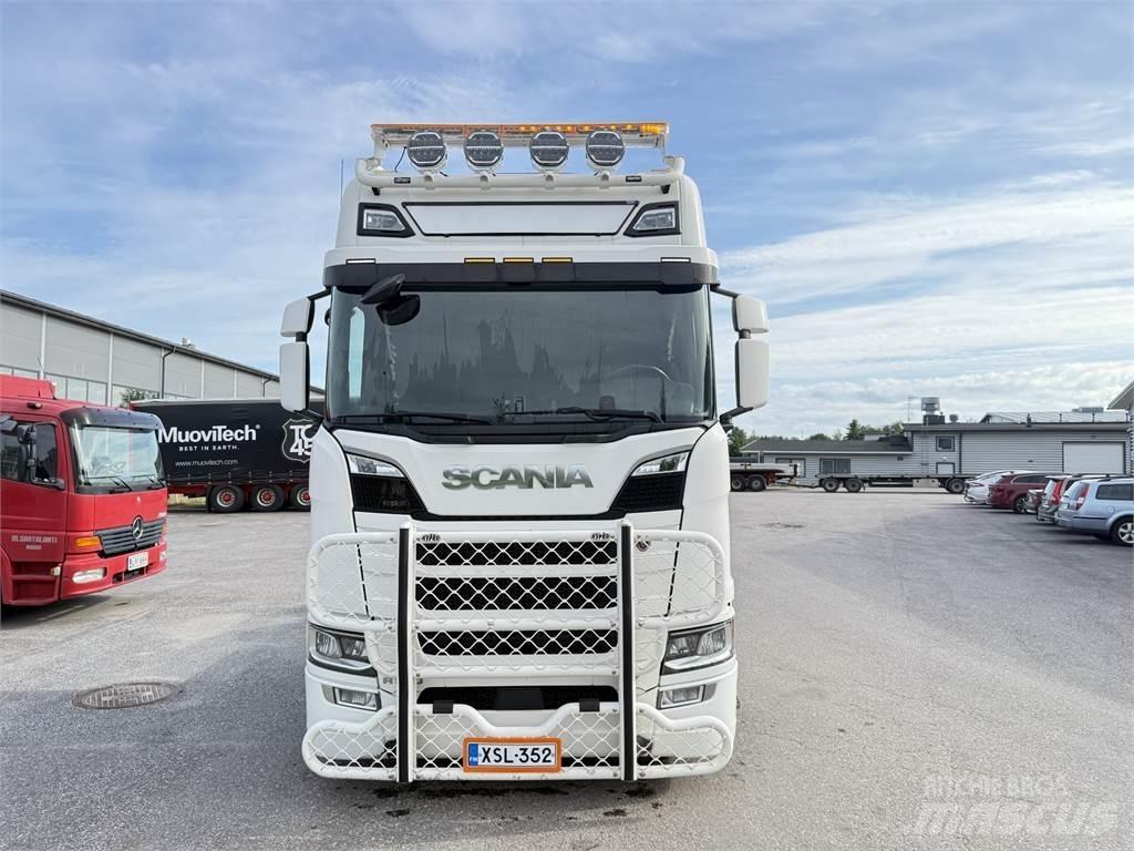 Scania R520 6X2 中古トラクターヘッド | トレーラーヘッド