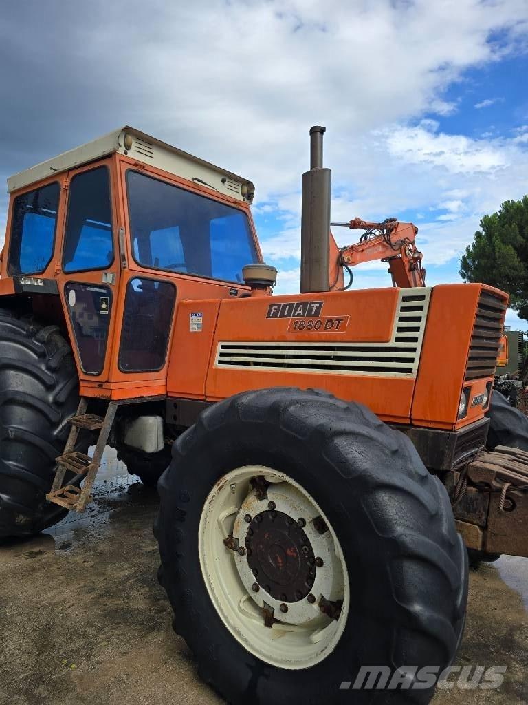 Fiatagri 1880 DT トラクター