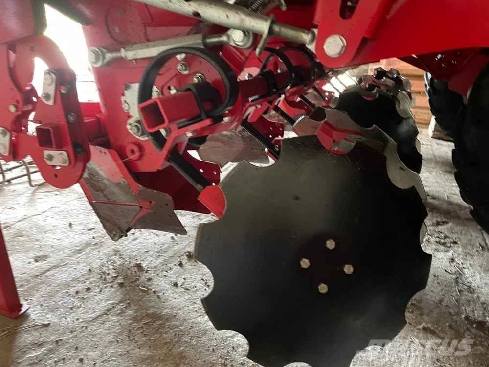 Grimme GL 420 ジャガイモ播種機