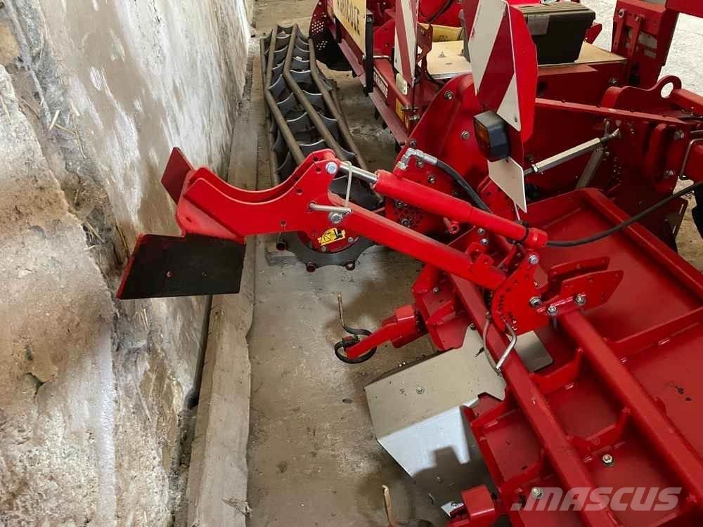 Grimme GL 420 ジャガイモ播種機