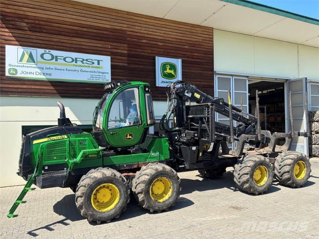 John Deere 1510 G フォワーダー