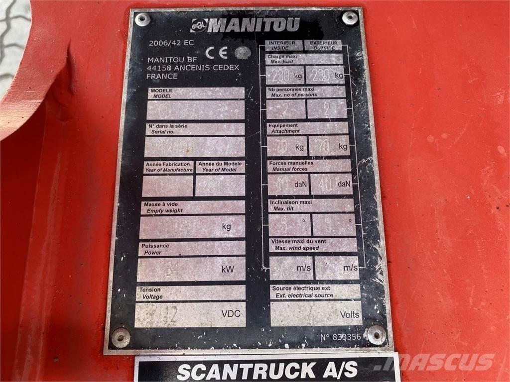 Manitou 200ATJ RC ブームリフト　屈伸型