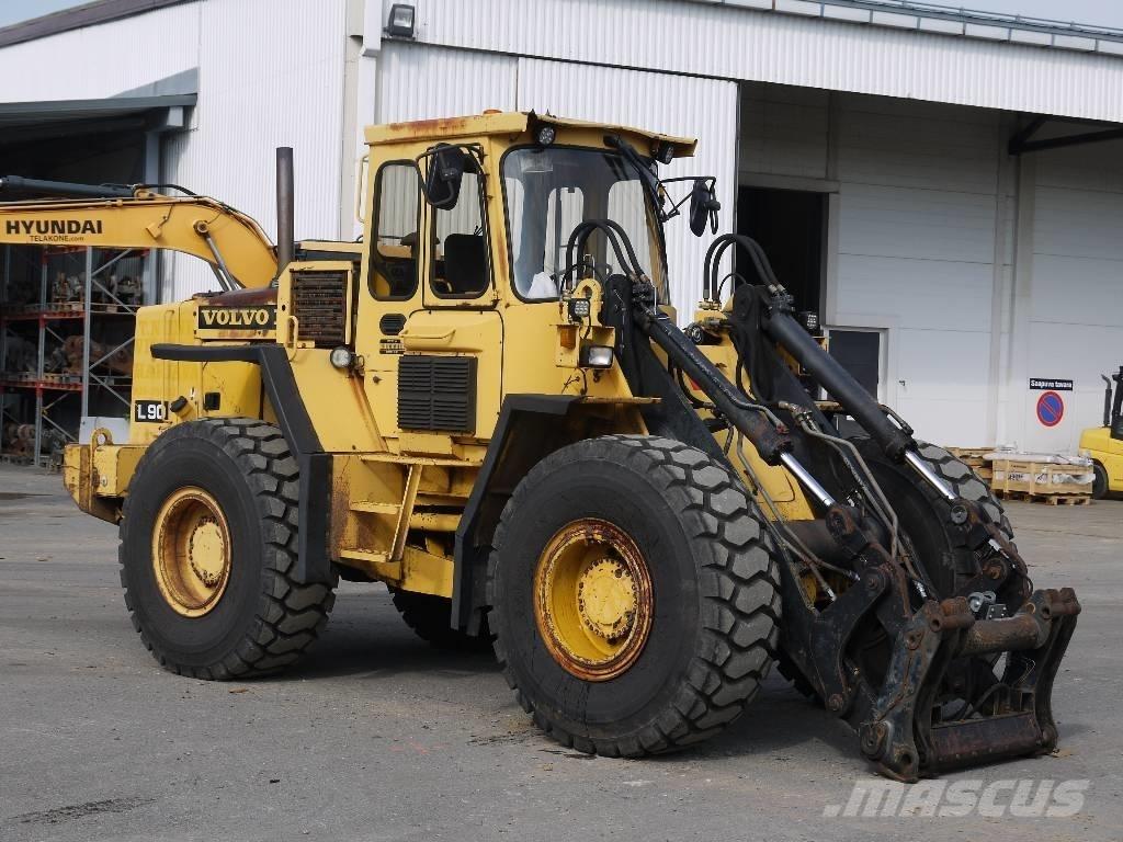 Volvo L 90 ホイールローダー・タイヤショベル