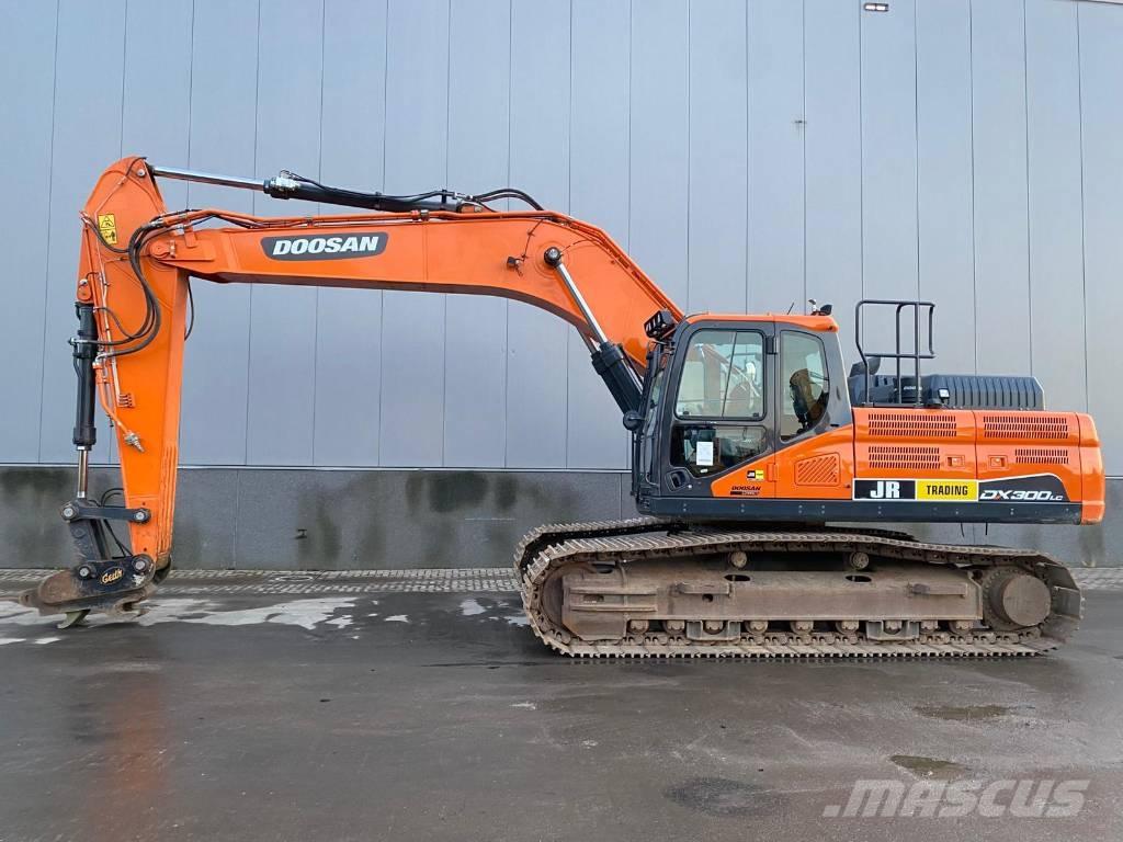Doosan DX 300 LC-7 大型油圧ショベル12t以上（パワーショベル・ユンボ）