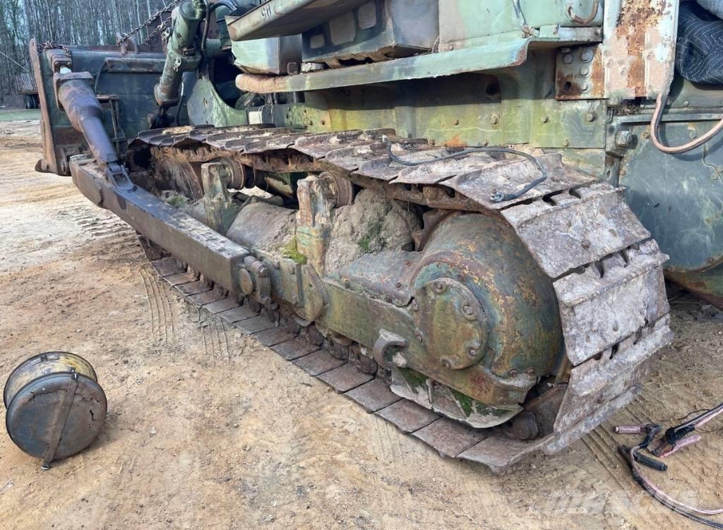 CAT D 7 E ブルドーザー