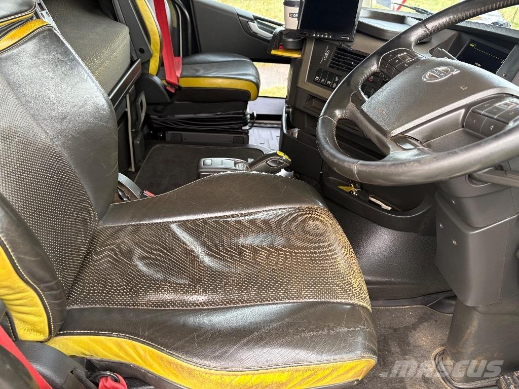 Volvo FH 16 650 中古トラクターヘッド | トレーラーヘッド
