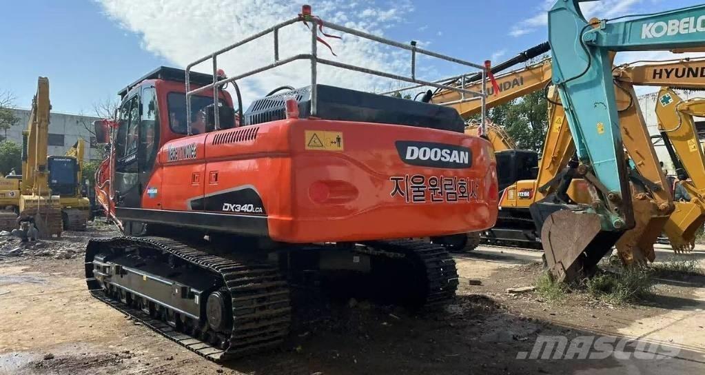 Doosan DX340 大型油圧ショベル12t以上（パワーショベル・ユンボ）