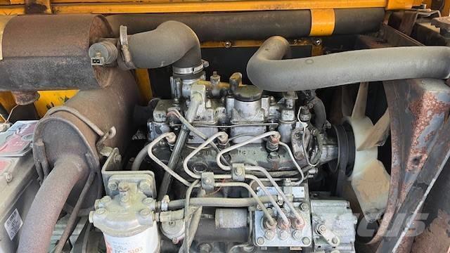 JCB 803 ミニ油圧ショベル 7t以下（ミニユンボ・ミニディガー）