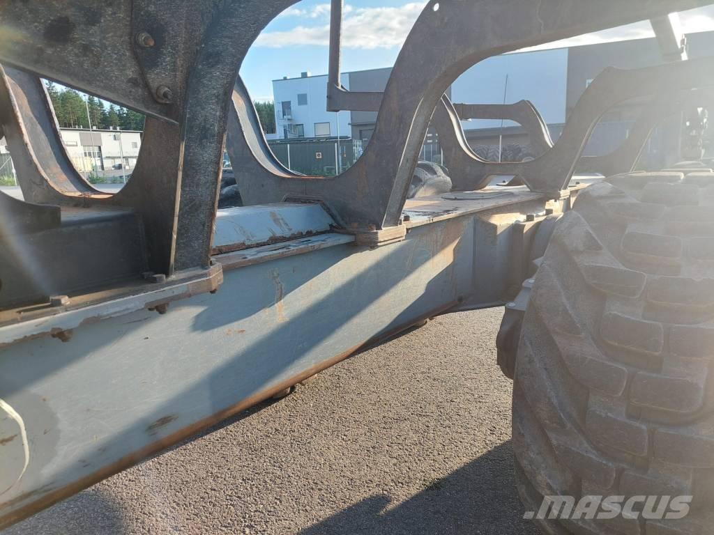 Sampo FR 48 フォワーダー