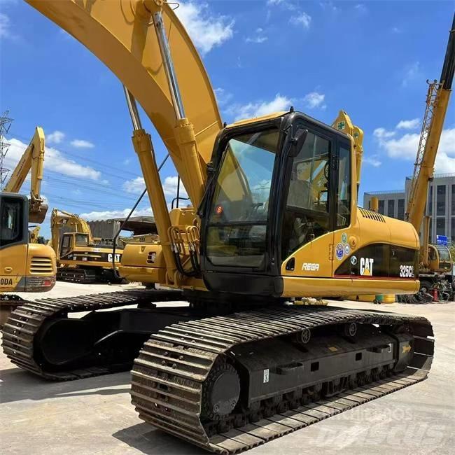 CAT 325 CL 大型油圧ショベル12t以上（パワーショベル・ユンボ）