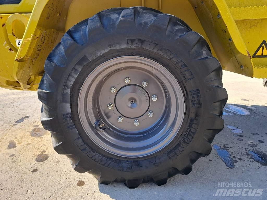 Volvo L 35 G スキッドステアローダー