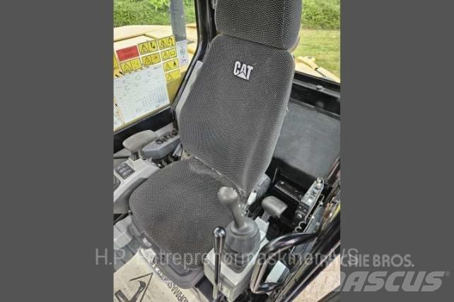 CAT 308E2 大型油圧ショベル12t以上（パワーショベル・ユンボ）