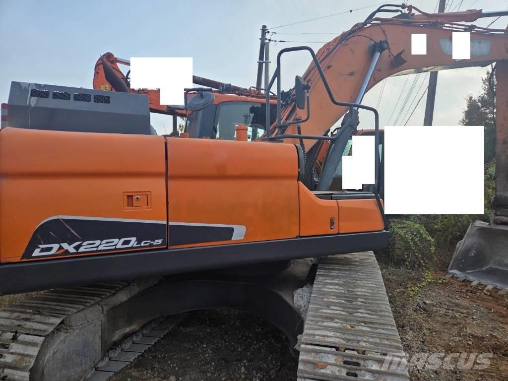 Doosan DX 220 LC-5 大型油圧ショベル12t以上（パワーショベル・ユンボ）