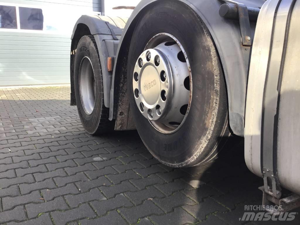 Iveco Stralis 420 中古トラクターヘッド | トレーラーヘッド