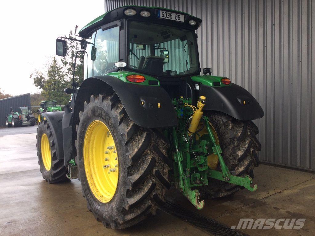 John Deere 6210R トラクター