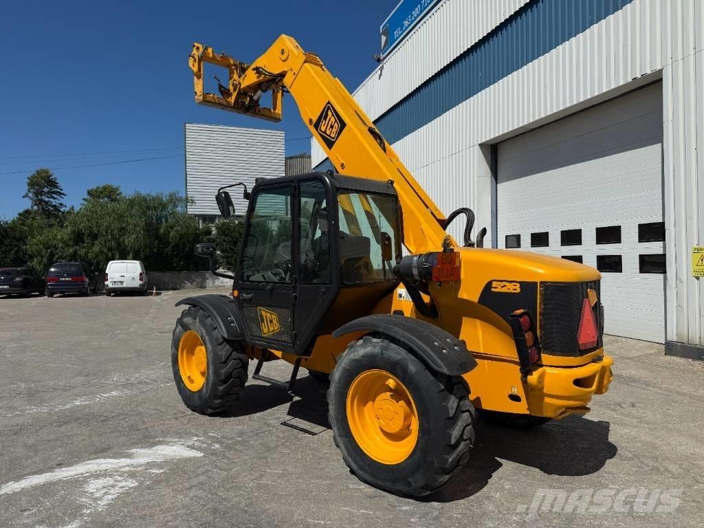JCB 528-70 テレスコーピックハンドラー