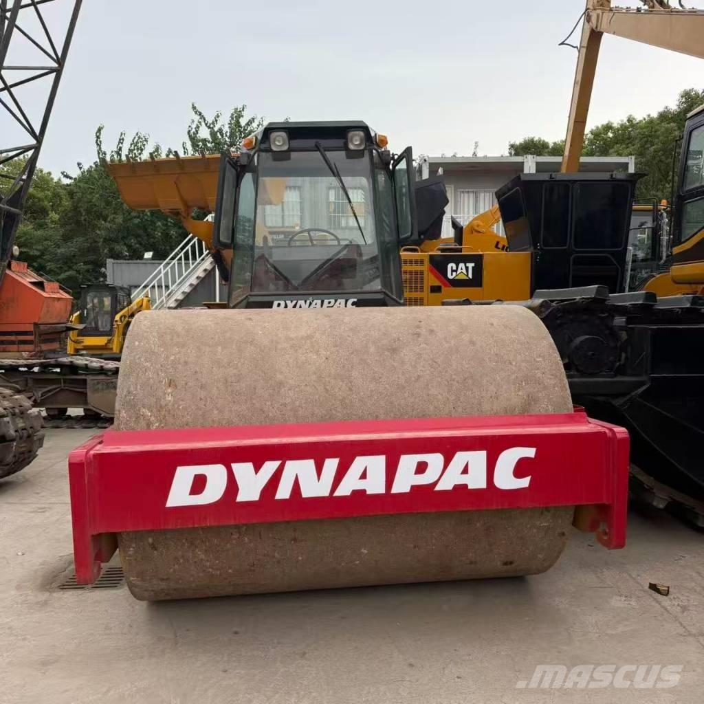 Dynapac CA 30 D 振動ローラ