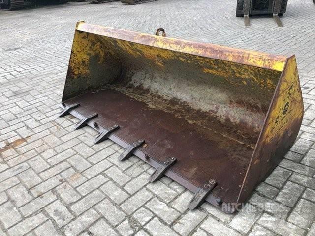 Manitou Tanden bak バケット