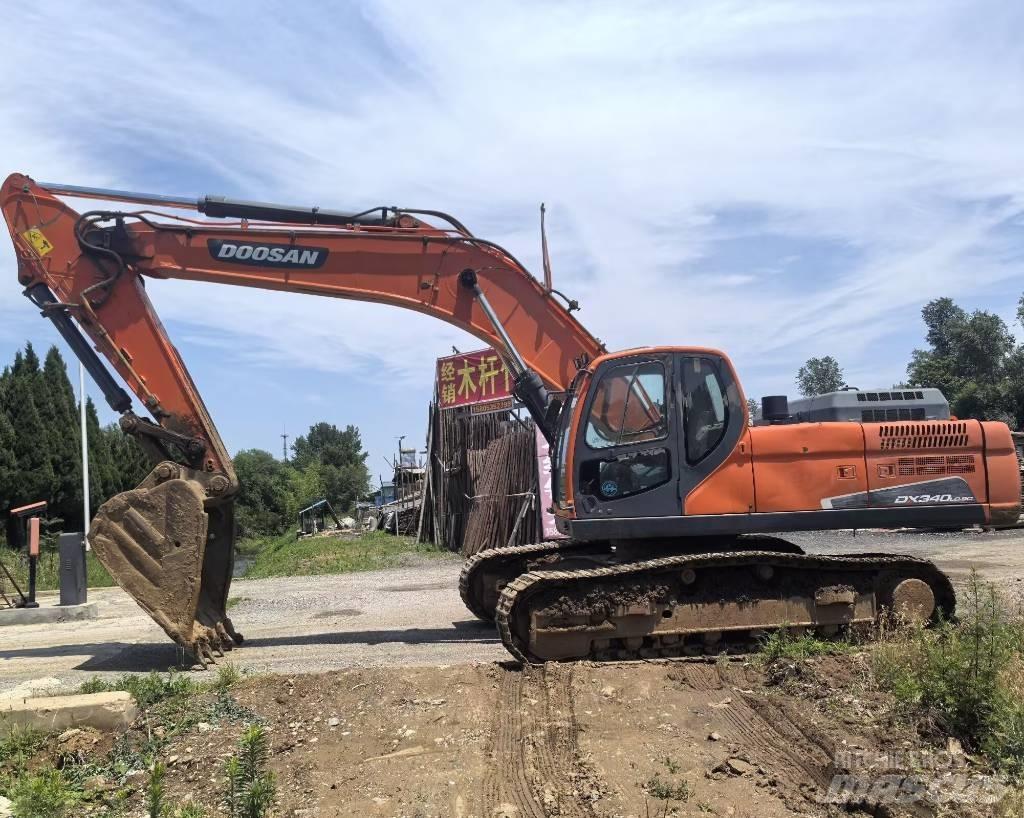 Doosan DX 340 LC 大型油圧ショベル12t以上（パワーショベル・ユンボ）