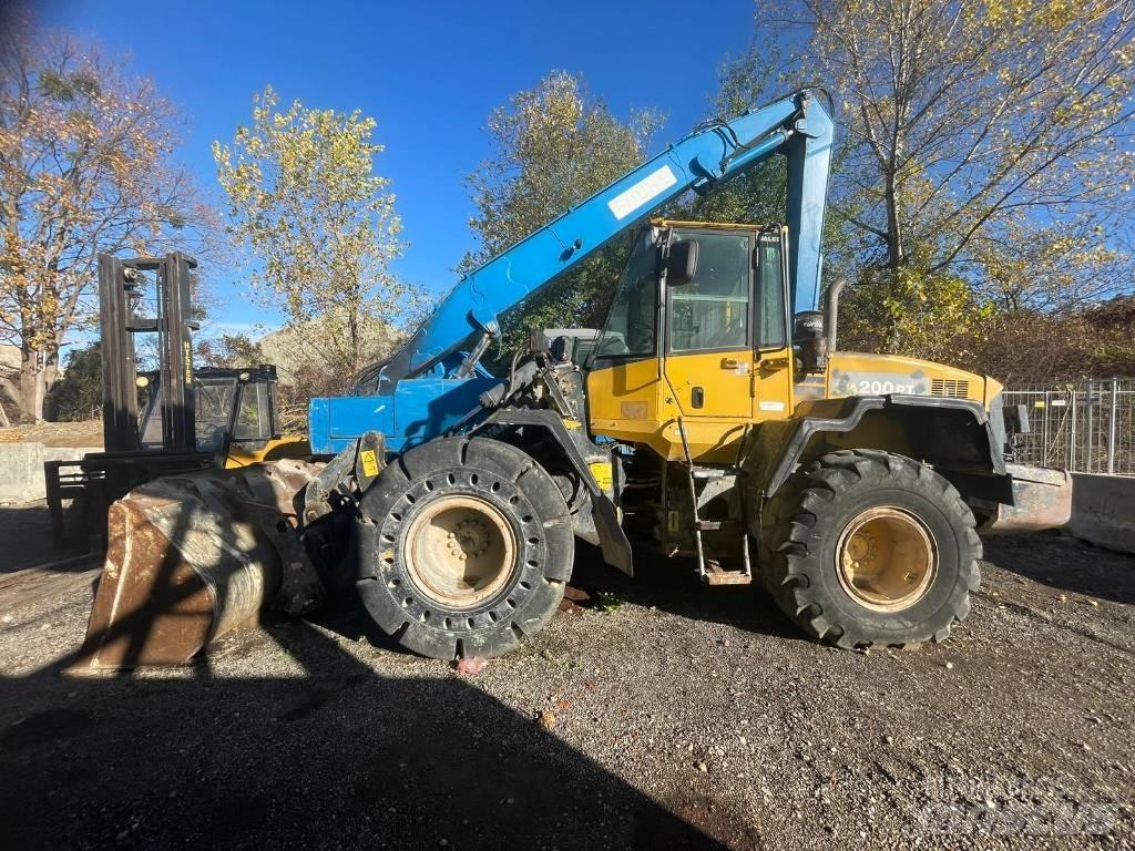 Komatsu WA 200 PT-5 ホイールローダー・タイヤショベル