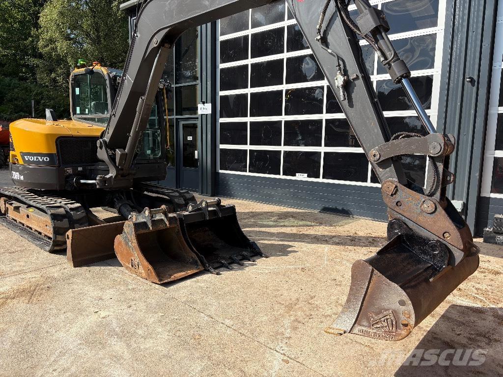 Volvo ECR 88 D PRO 中型油圧ショベル 7ｔ-12ｔ（ユンボ・パワーショベル・バックホー）