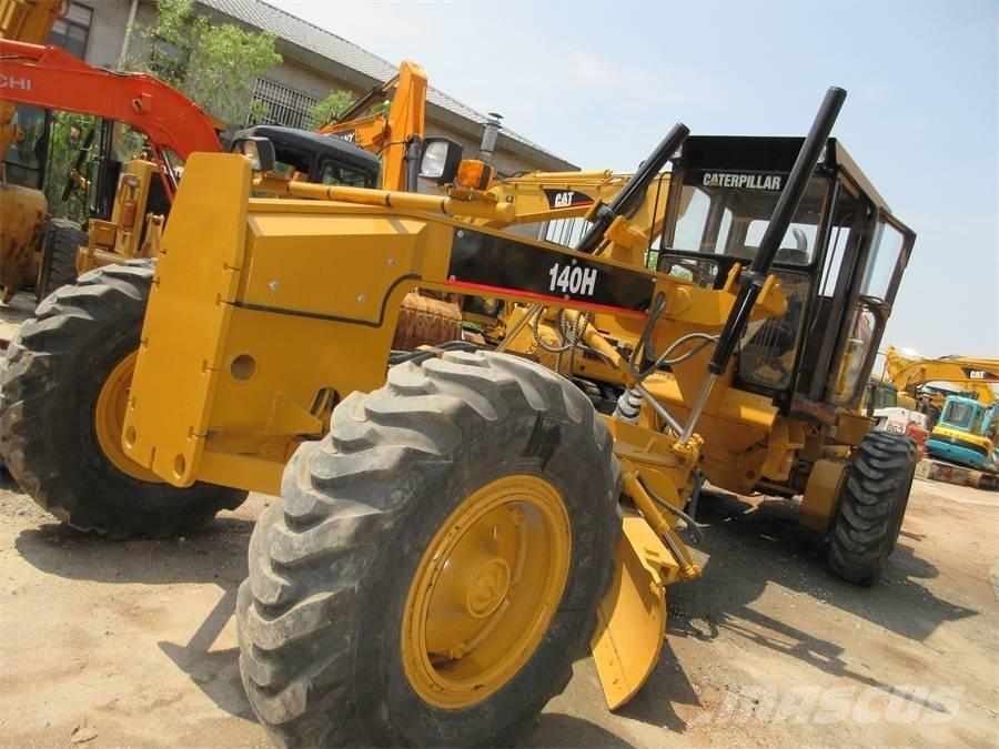 CAT 140 H モーターグレーダー