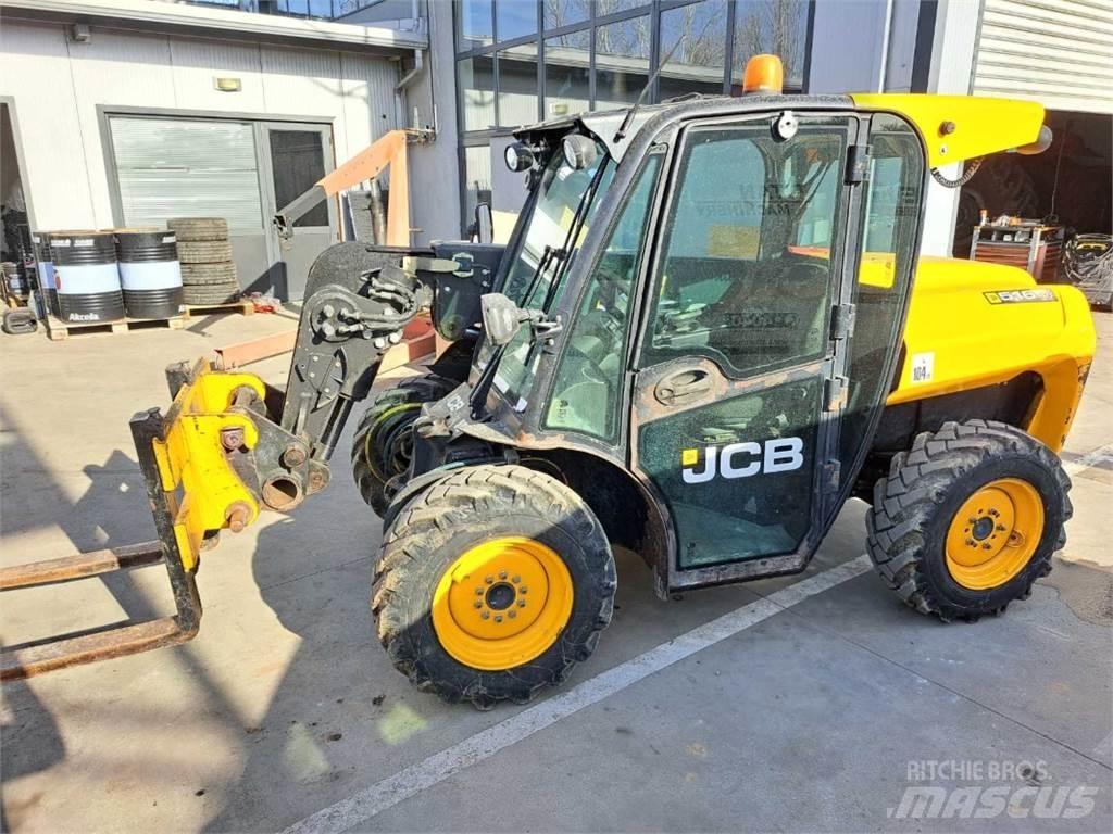 JCB 516-40 AGRI 農業機械 -　その他