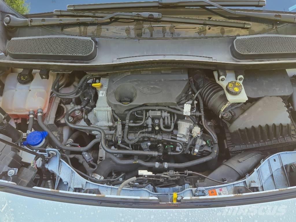 Ford Transit Connect パネルバン