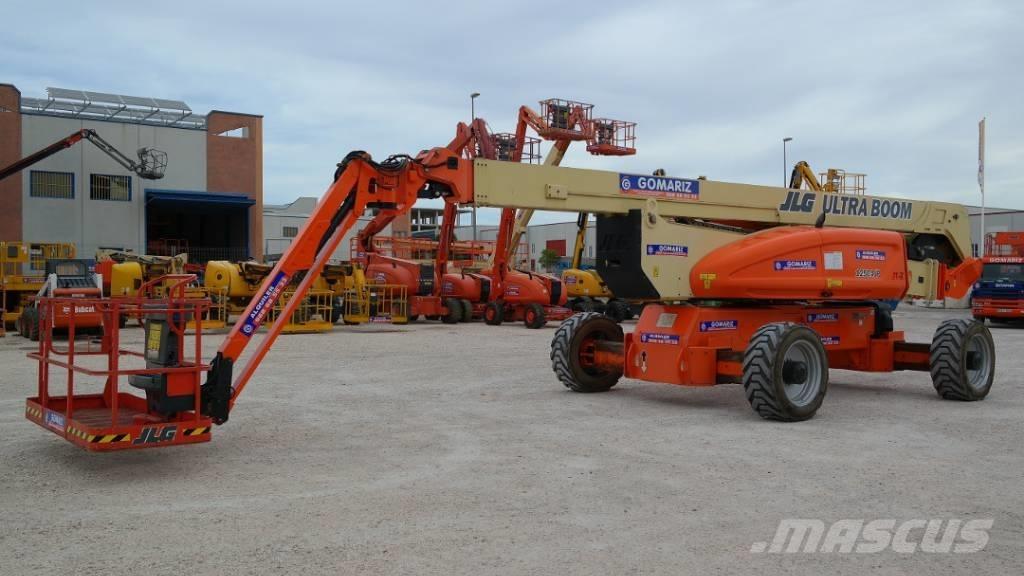 JLG 1250AJP ブームリフト　屈伸型