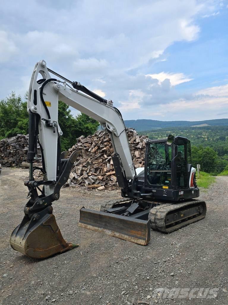Bobcat E88 大型油圧ショベル12t以上（パワーショベル・ユンボ）