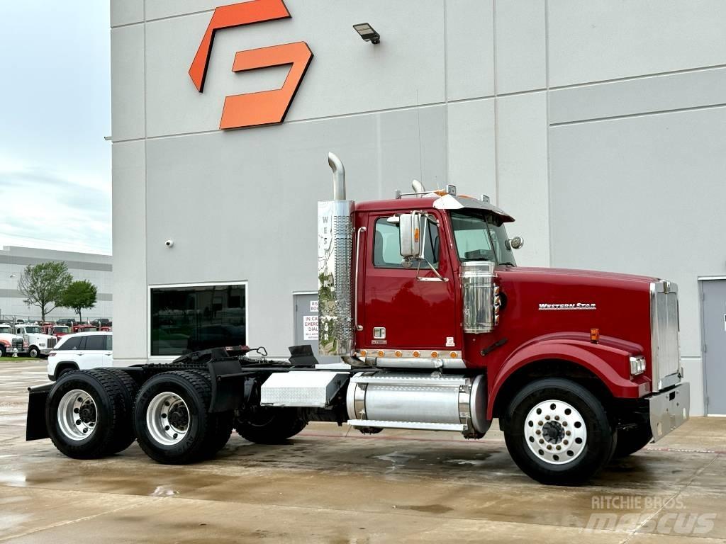 Western Star 4900 中古トラクターヘッド | トレーラーヘッド