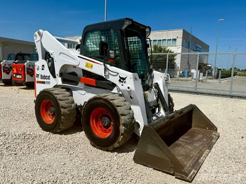 Bobcat S 850 スキッドステアローダー
