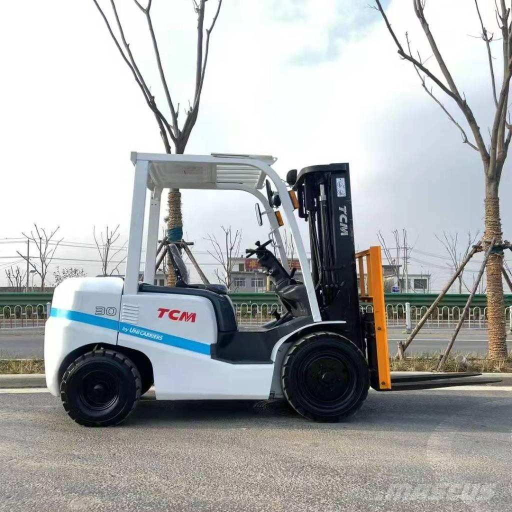 TCM FD 30 ディーゼル・軽油