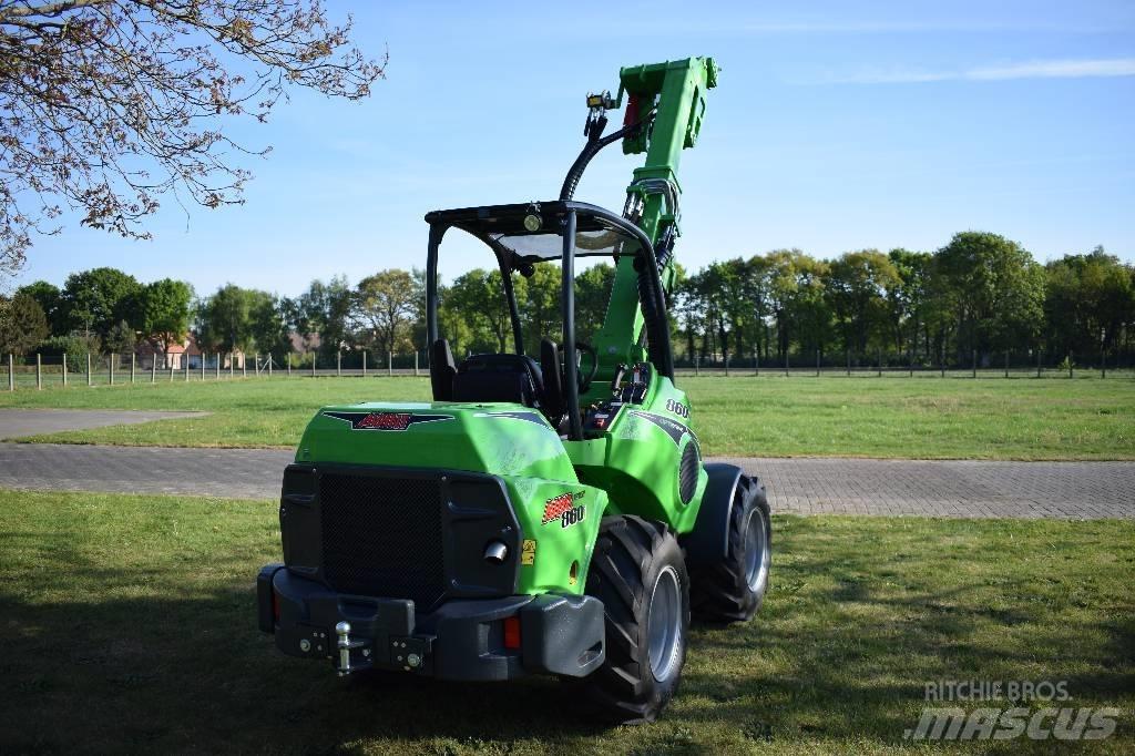 Avant 860 i TDL ミニローダー