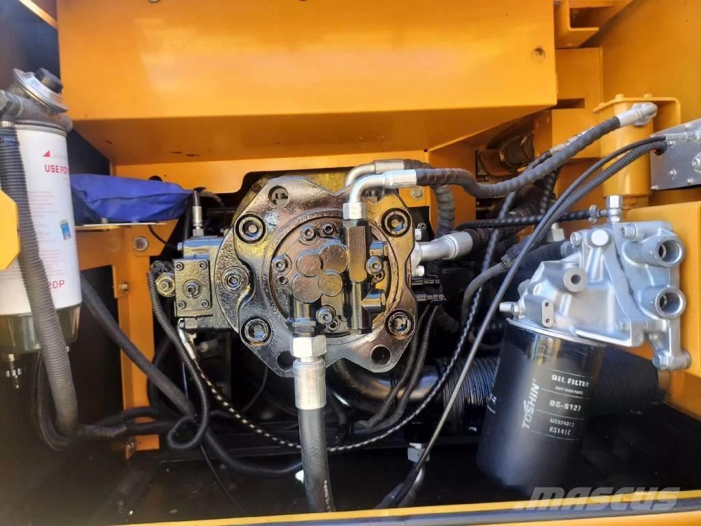 Sany SY215C 大型油圧ショベル12t以上（パワーショベル・ユンボ）