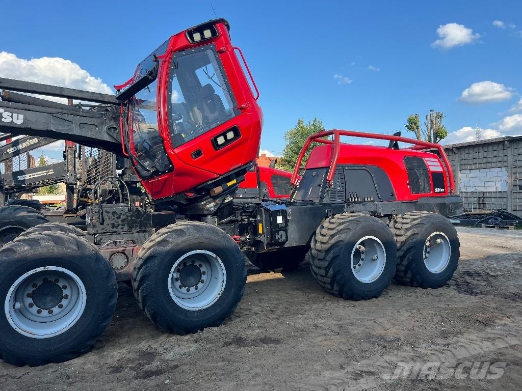 Komatsu 931 XC ハーベスター