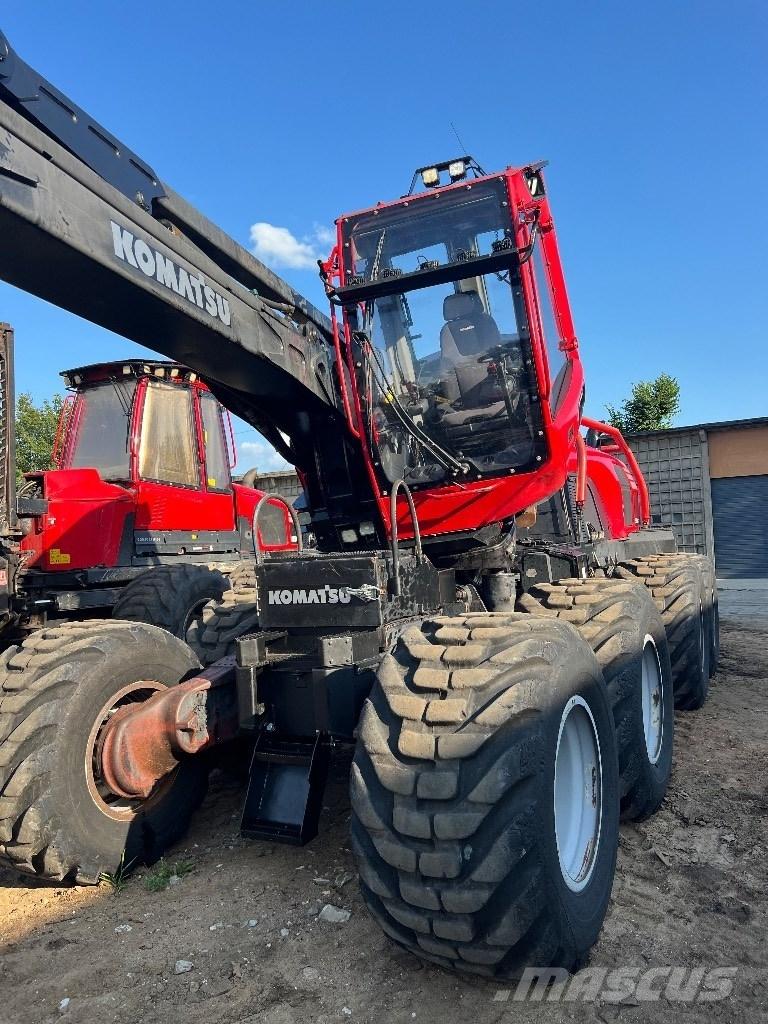 Komatsu 931 XC ハーベスター