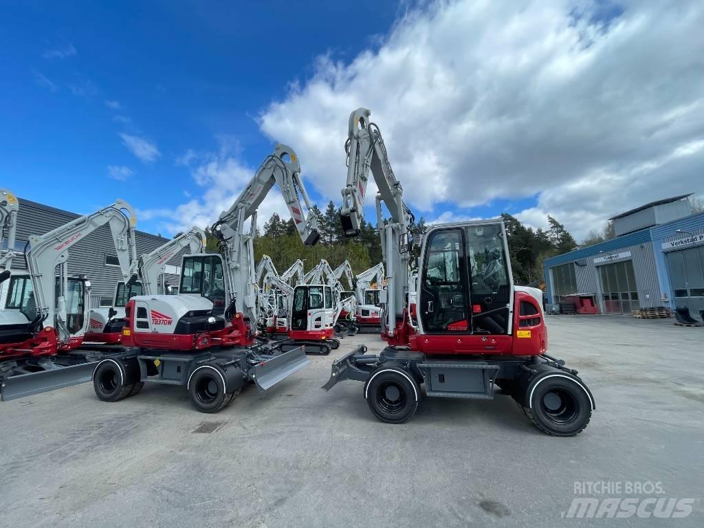 Takeuchi TB 370W ホイール式油圧ショベル（パワーショベル・ユンボ・バックホー）