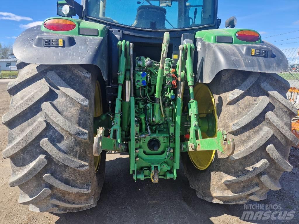 John Deere 6150 R トラクター