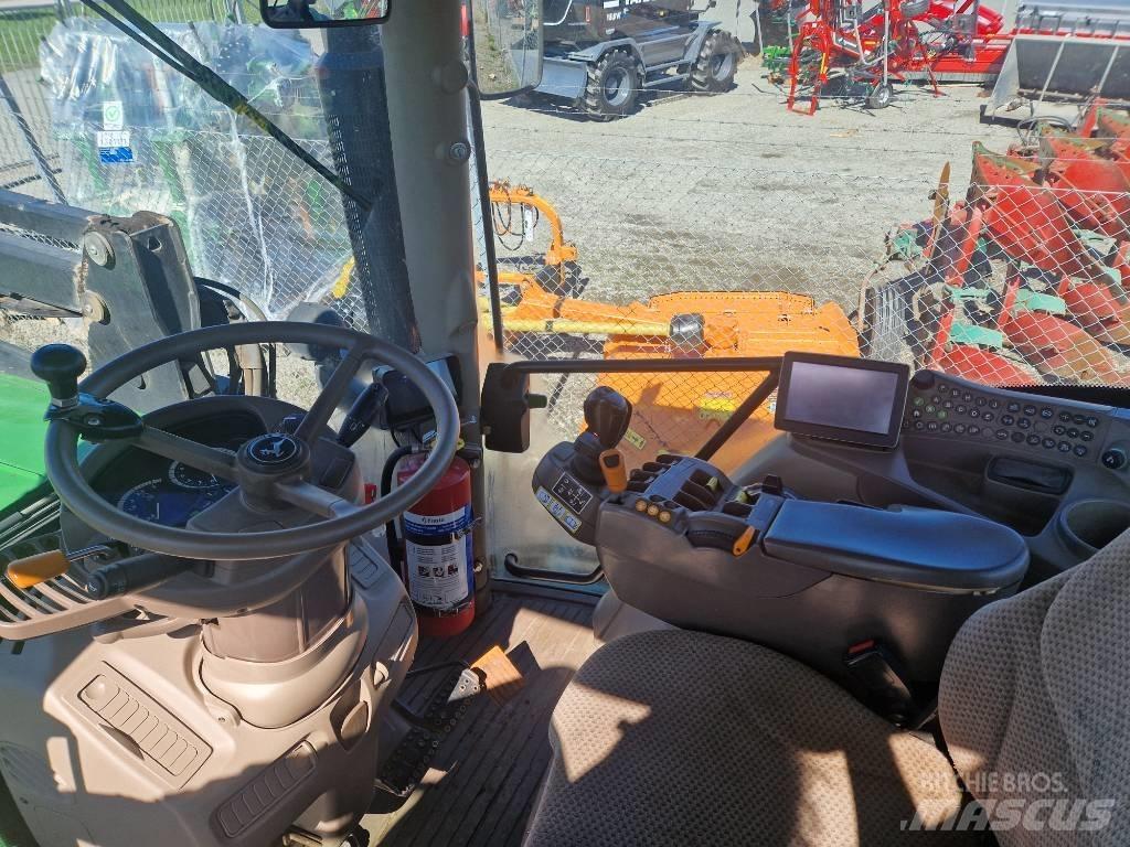 John Deere 6150 R トラクター