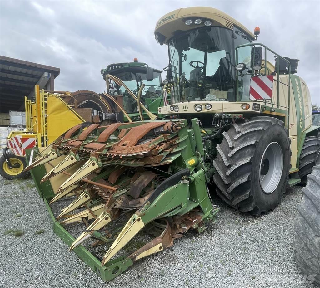 Krone BIG X850 自走式フォレージハーベスター