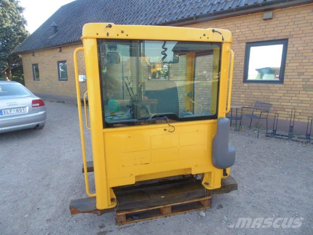 Volvo L 150 E キャビン及び内装