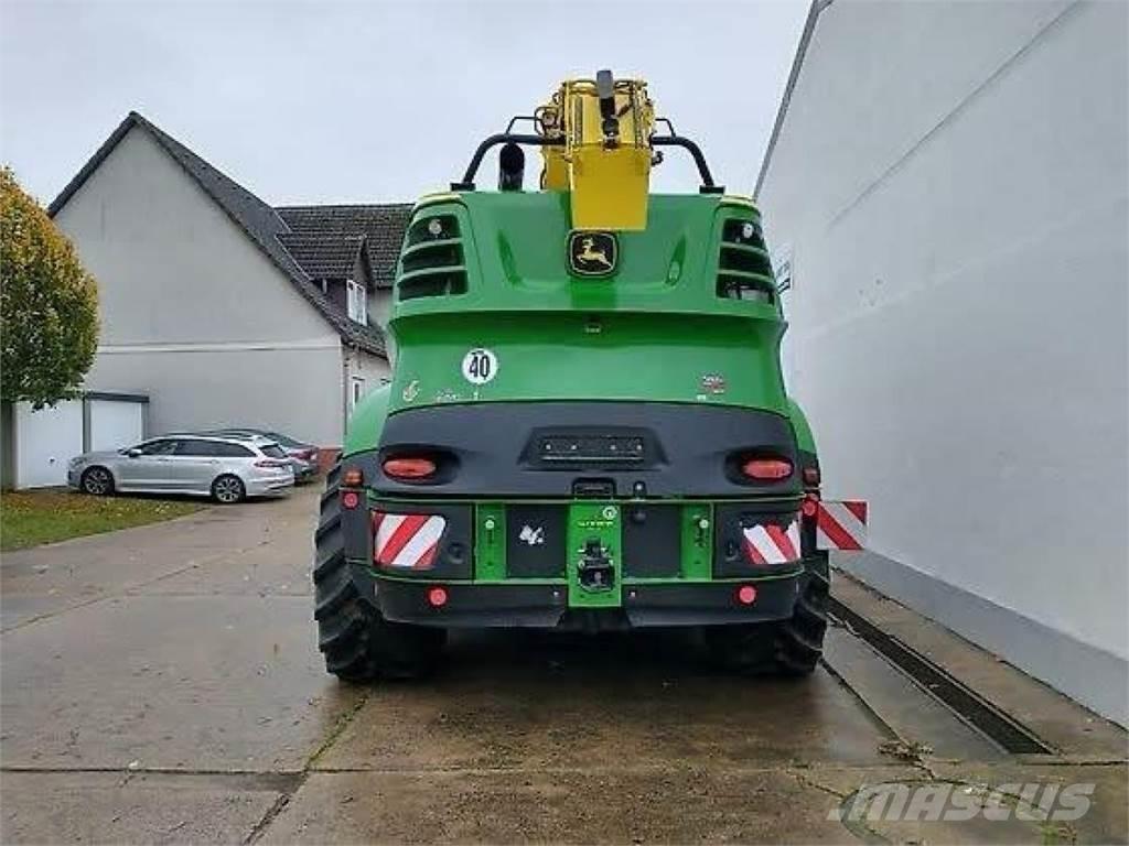 John Deere 8600 自走式フォレージハーベスター