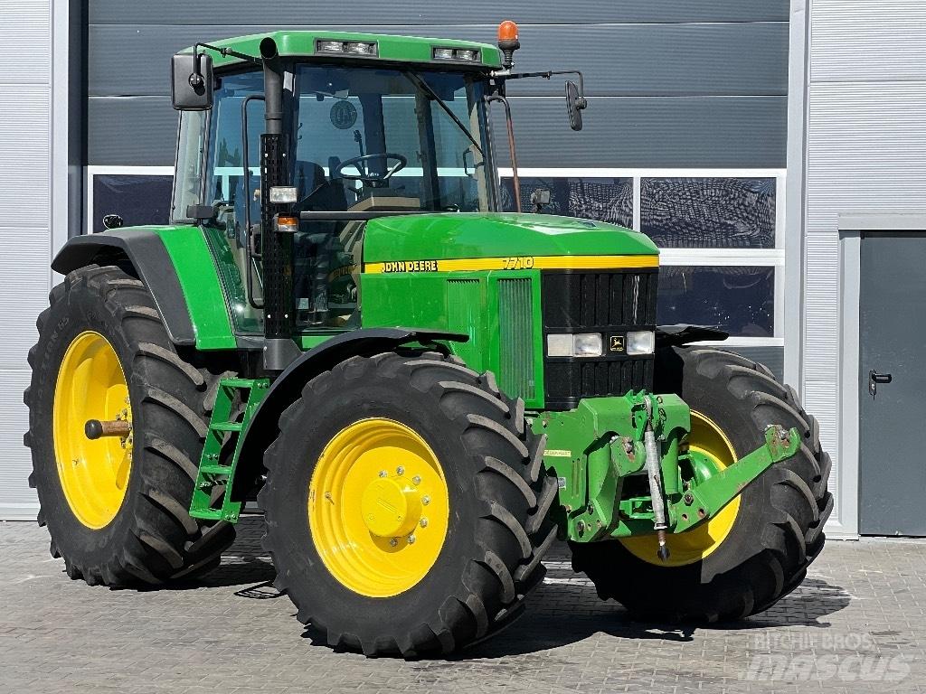 John Deere 7710 PQ トラクター