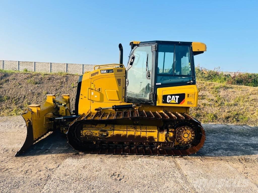 CAT D 5 K 2 LGP ブルドーザー