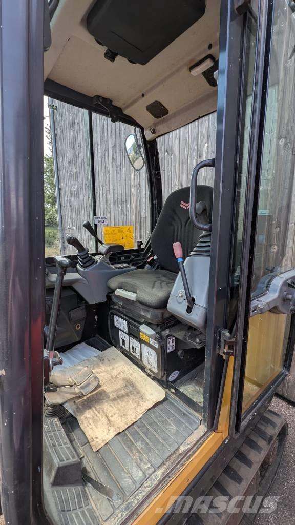 Yanmar SV 26 ミニ油圧ショベル 7t以下（ミニユンボ・ミニディガー）