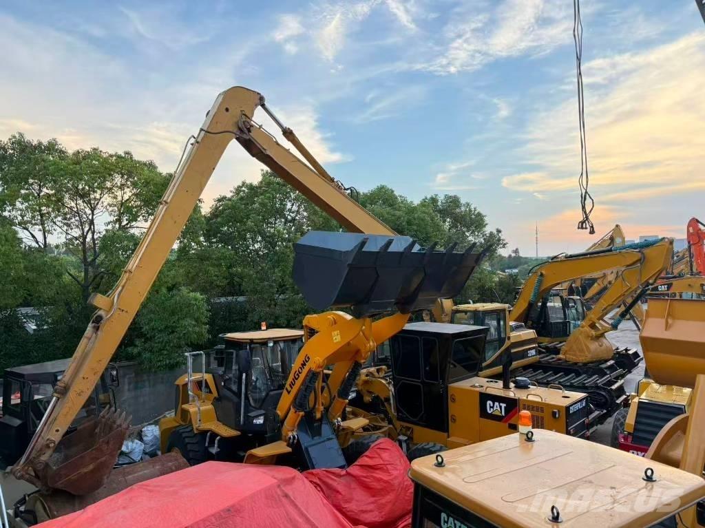 CAT 320 B L 大型油圧ショベル12t以上（パワーショベル・ユンボ）