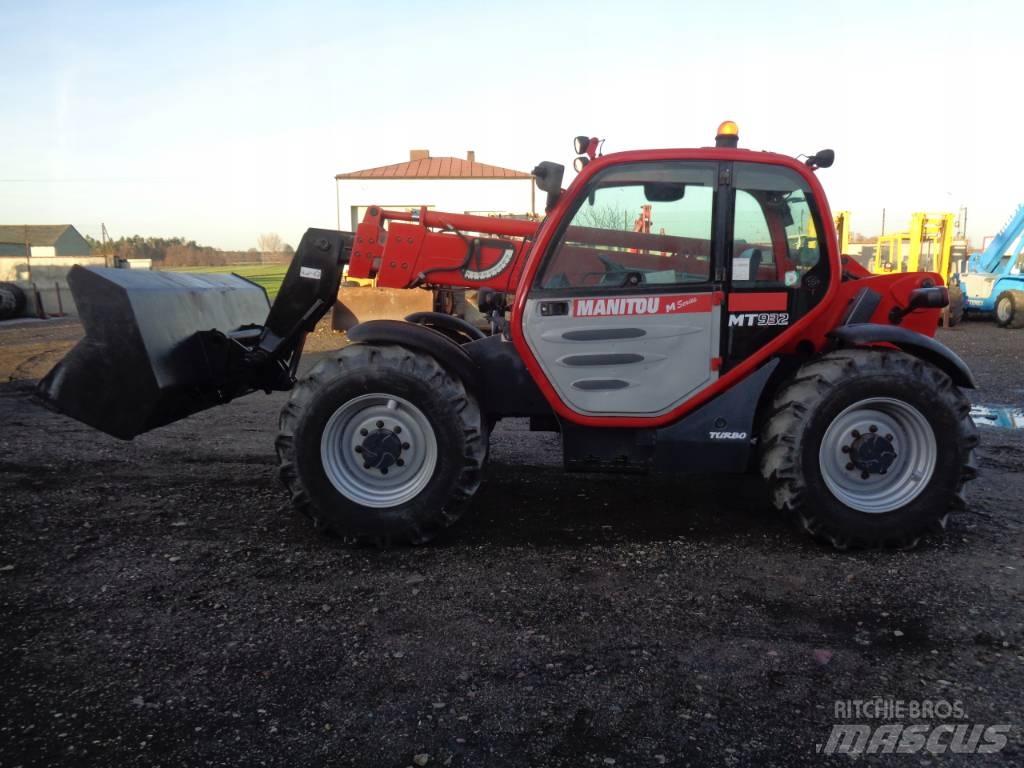 Manitou MT 932-75 テレスコーピックハンドラー