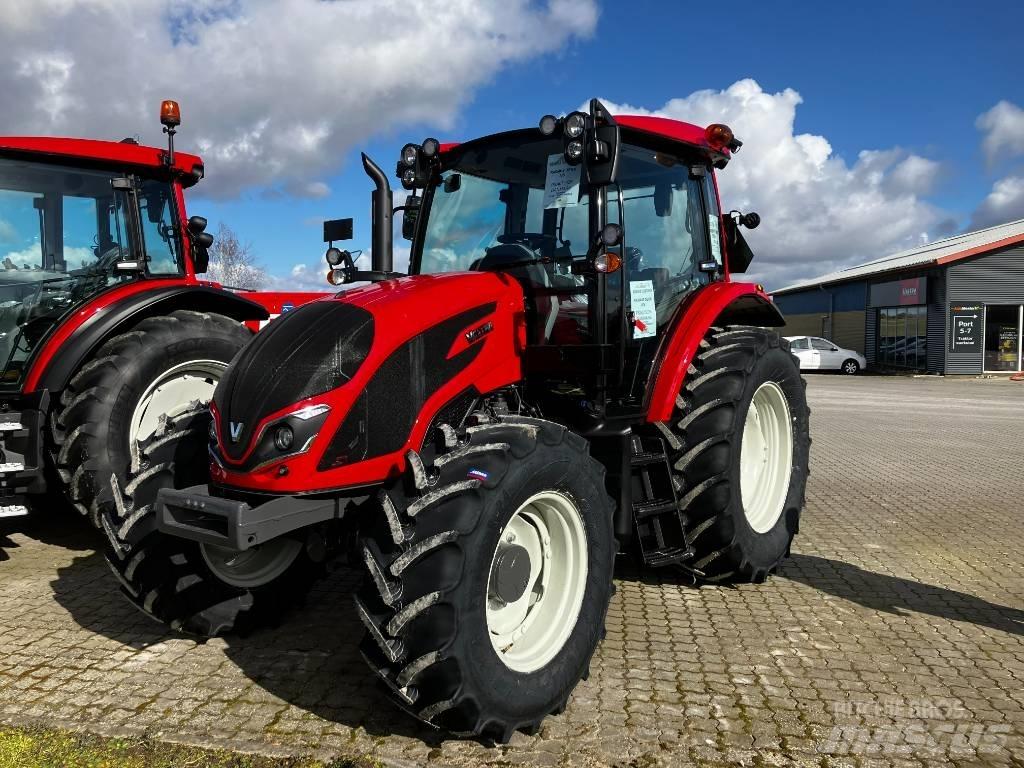 Valtra A 115 HT トラクター