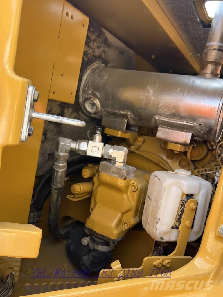 CAT 310 大型油圧ショベル12t以上（パワーショベル・ユンボ）